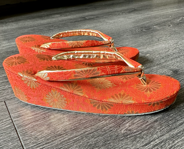 Zori chaussure enfant vermillon 