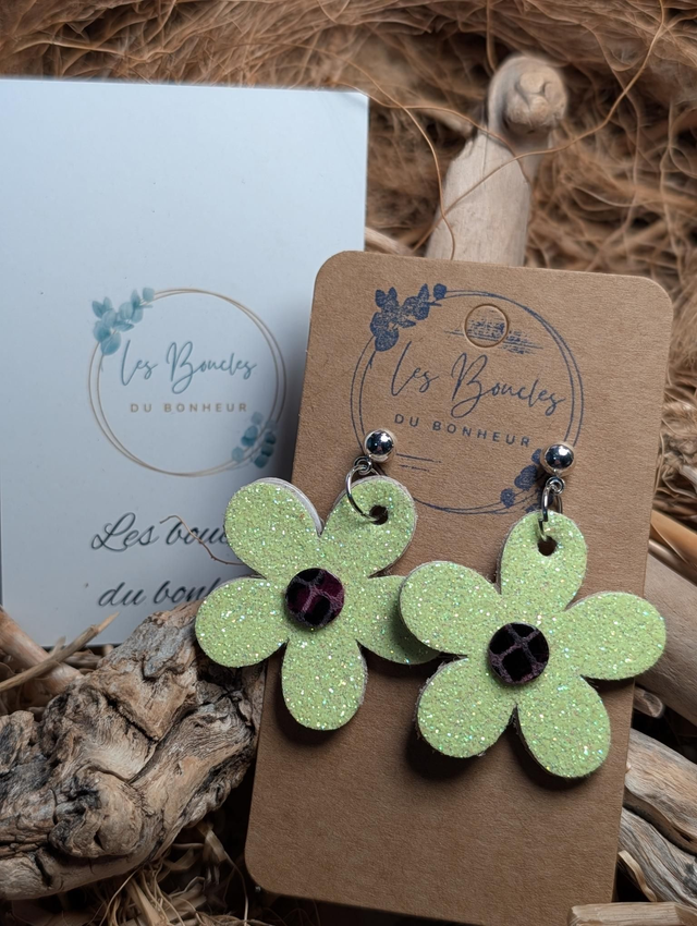 Boucles d'oreilles Années 80/90 baby Marguerite jaune paillettes x015