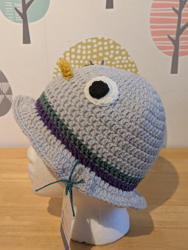 Duck/Pigeon bucket hat