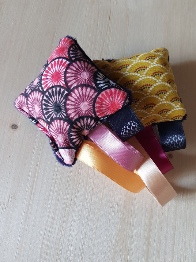 Jouet cataire et clochette