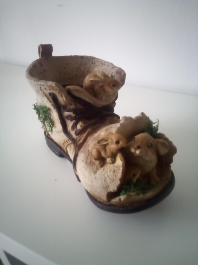 Chaussures lapin pot de fleurs 