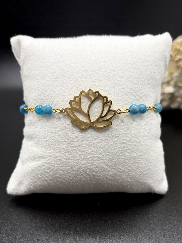 Lotus apatite bleue