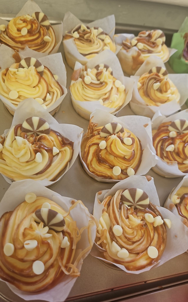 Caramel Cupcake