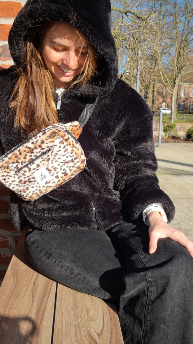 ❄️ Banane rectangle léopard toute douce