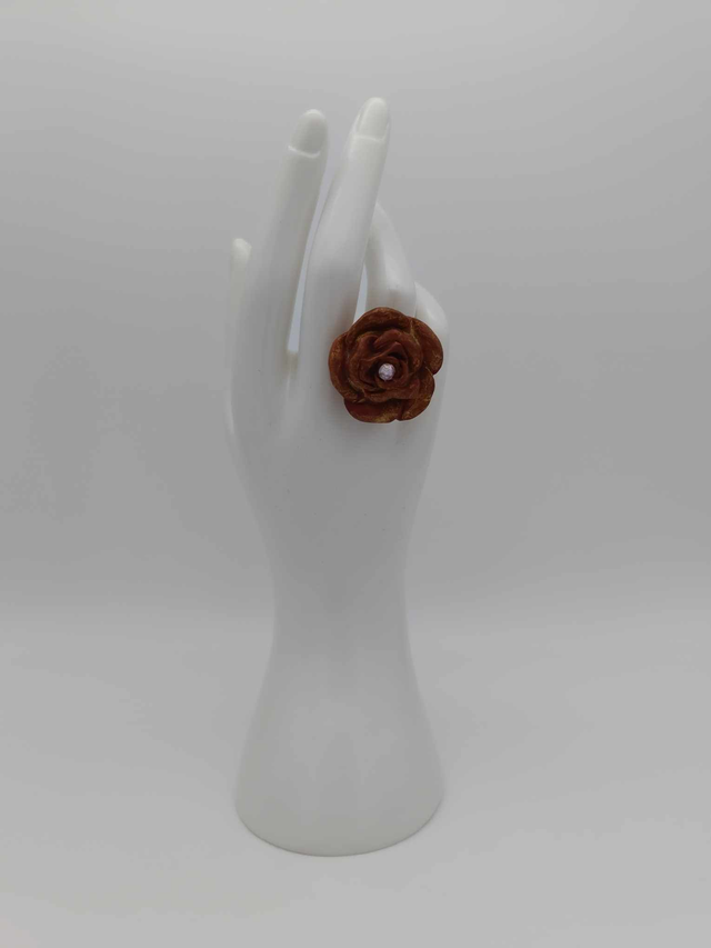 Bague en porcelaine froide Grande rose avec strass