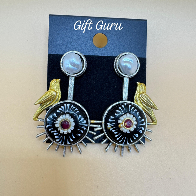 Antique design ear ring 