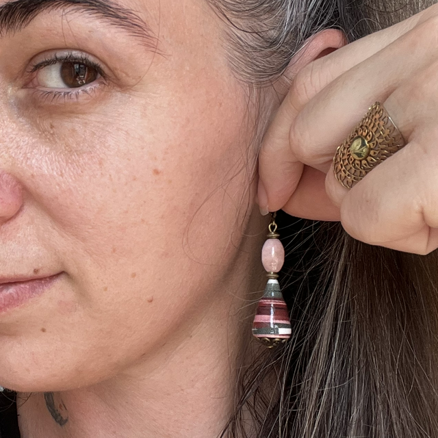 #860 Boucles d’oreilles affiche