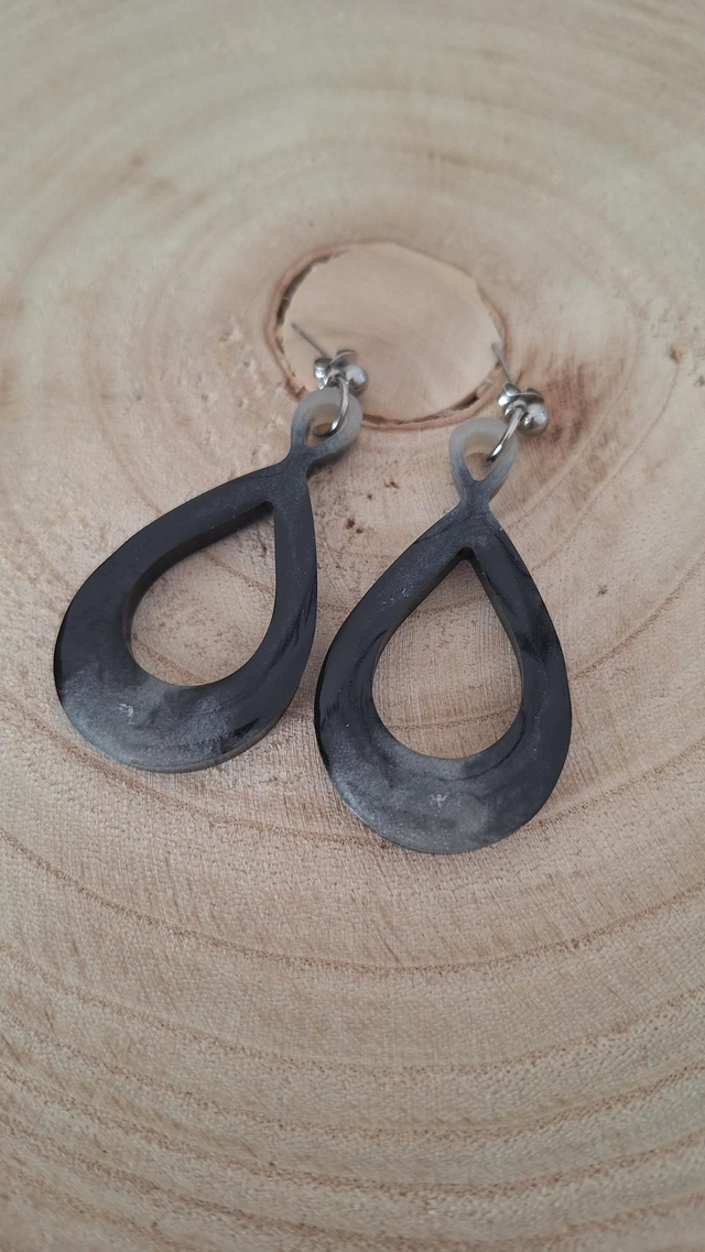 Boucles d&#039;oreilles infinis noir/beige
