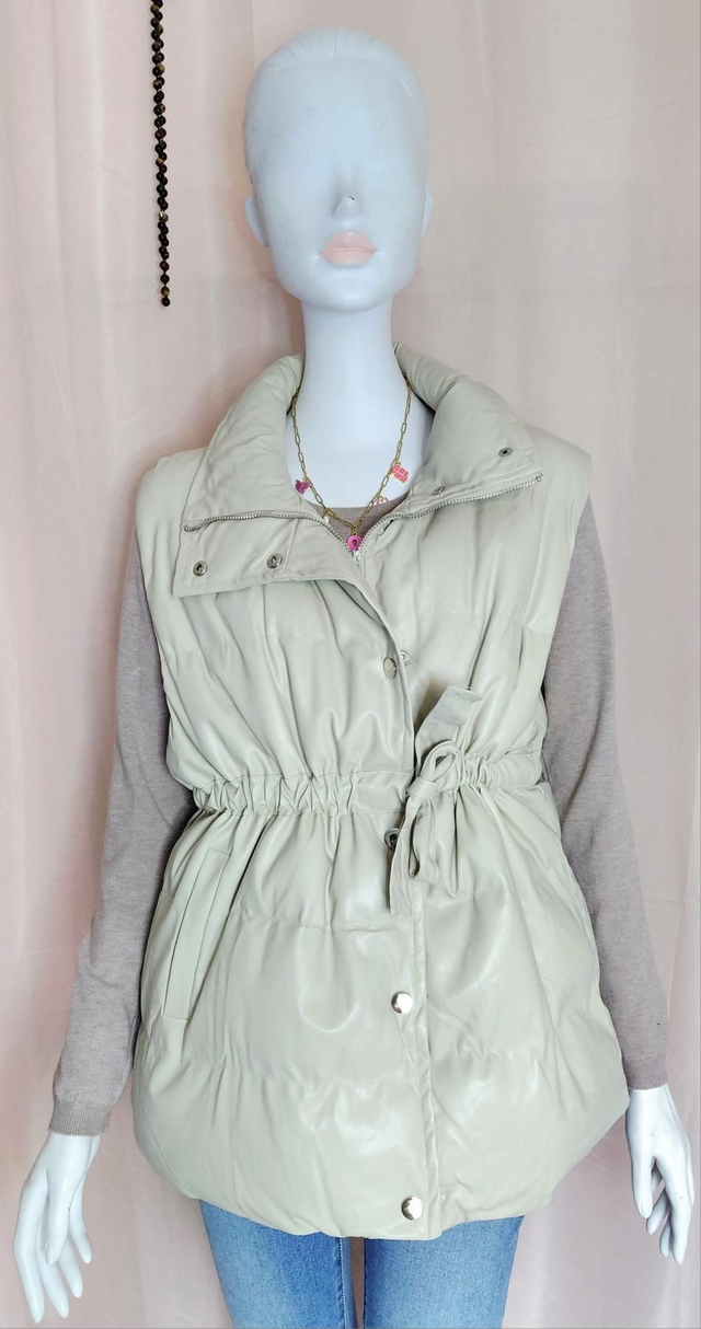 🌈 Veste femme sans manches doublée – Similicuir crème chaud et élégant pour l’hiver🌈
