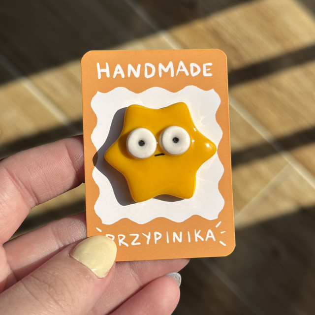 Gwiazdka ⭐️ - przypinka