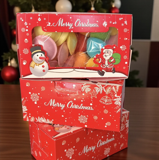 Saucers &amp; Paintballs