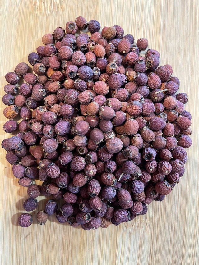 Baies d'aubépine séchées, non traitées. Récolte 2025. Origine France. 60 grammes net