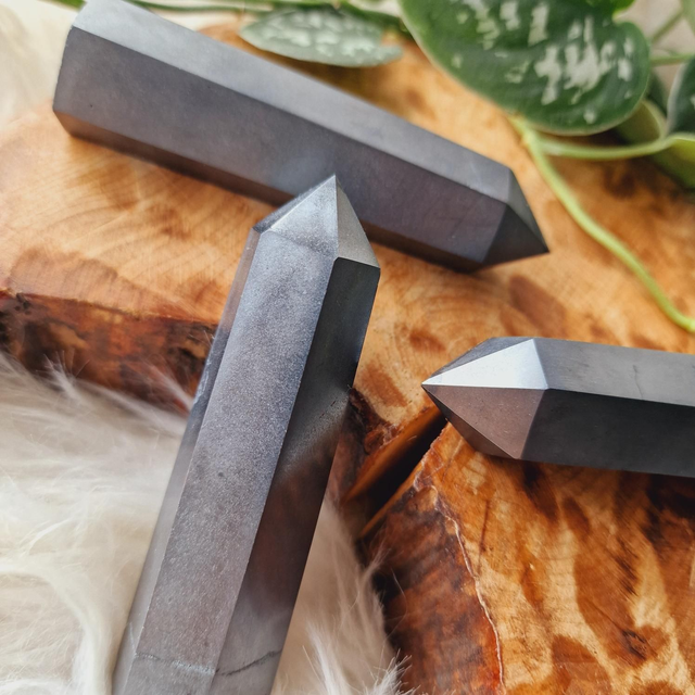 Hematite Points 