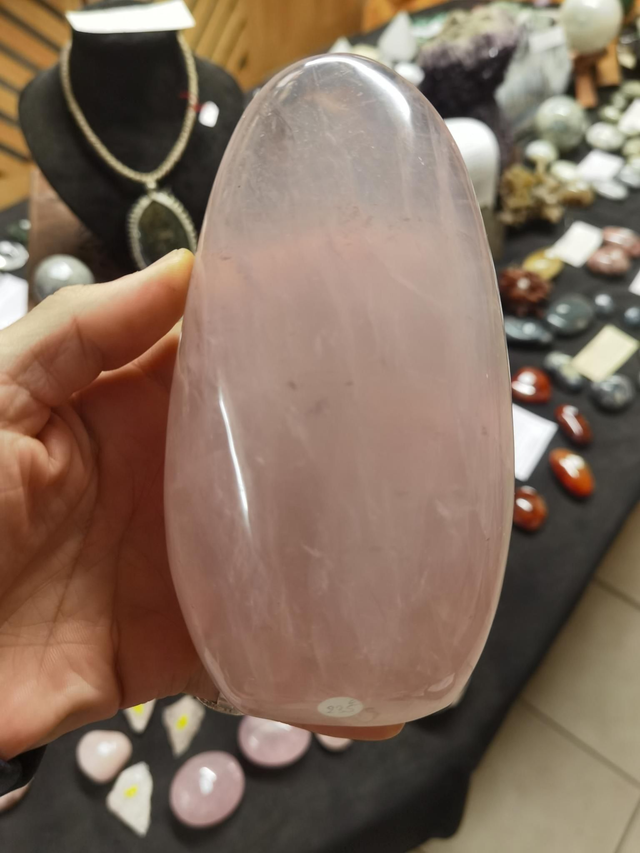 Forme libre quartz rose - sérénité dans mes relations