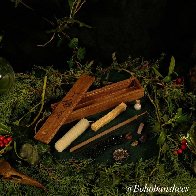 Miniature Witch Travel Set