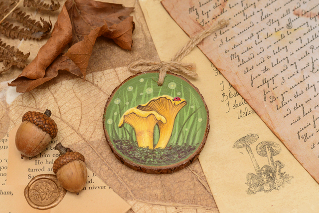 Chanterelle Ornament 