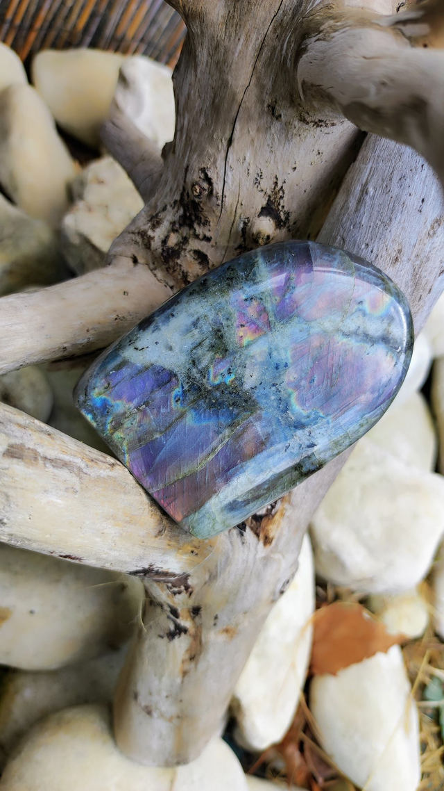 Bloc Labradorite violette Spectrolite