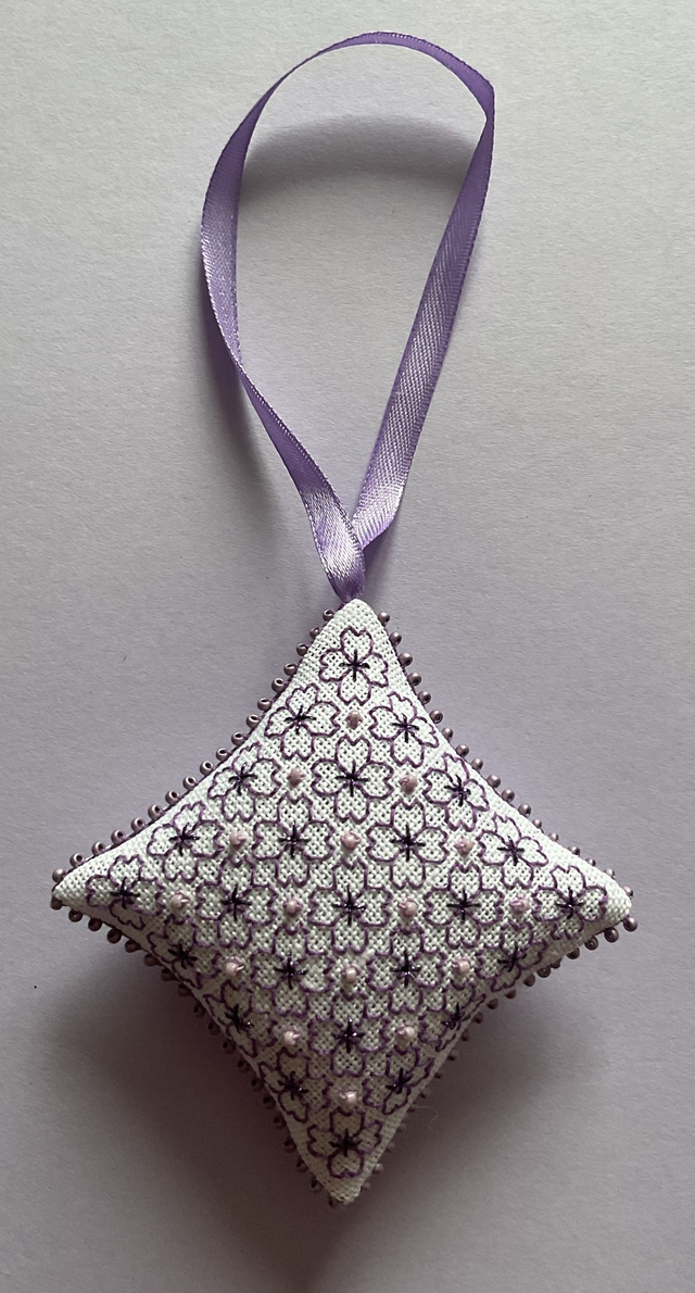 Kit complet Blackwork * Suspension Violette *