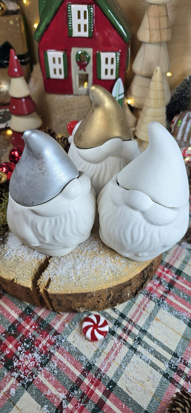 🎅 Bougie Gnome de Noël – Alliage Minéral