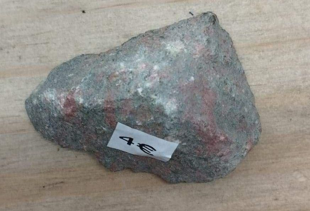 unakite (pierre brute) 