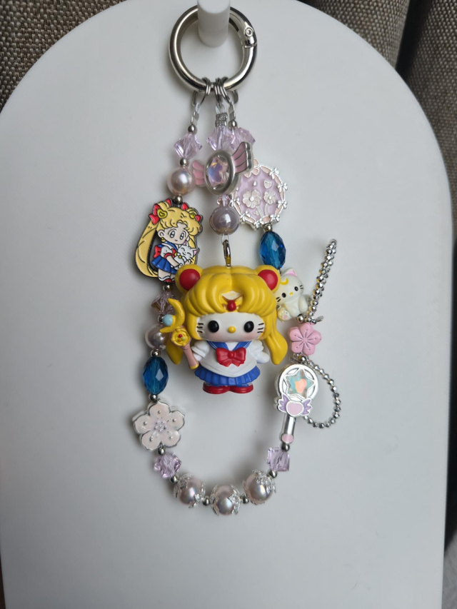 Sailormoon x Hello Kitty Bagcharm