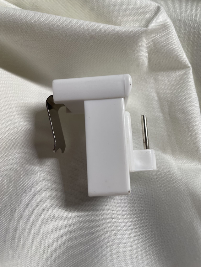 Crochet universel sans perçage pour fenêtre (10-27mm)