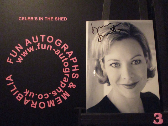 Sara Stewart Authentic Autographed 6x4.5 Photograph (3)