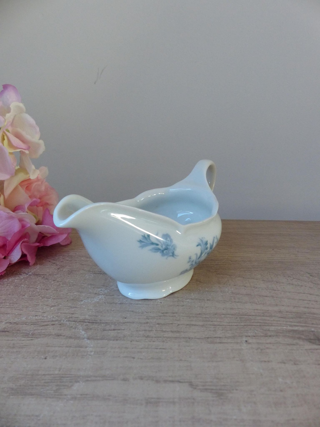 Saucière en porcelaine française de Limoges à fleurs bleues tendres, Bol à sauce en porcelaine, vaisselle de France Vintage