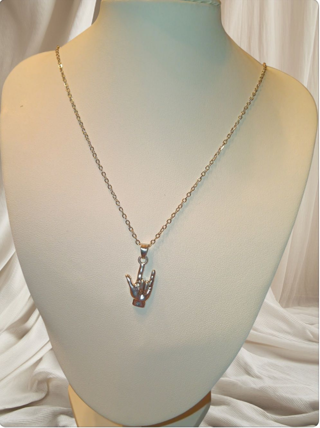 Colliers et Pendentifs au choix en Acier Inoxydable