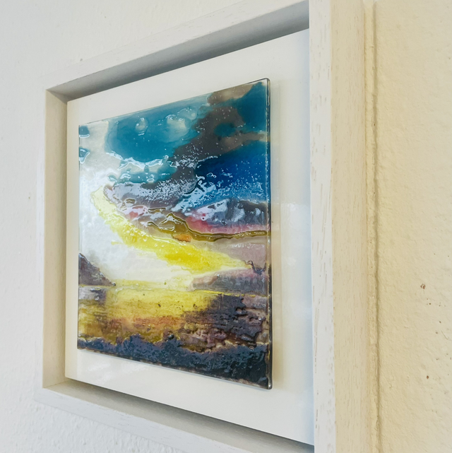 Colors of Faeröer - Elduvik | Glasschildering 15x15 - op wit aluminium 18x18