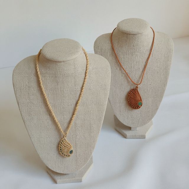 Collier coquillage micro-macramé