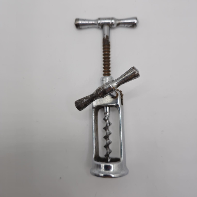 Tire-bouchon ancien mécanique 