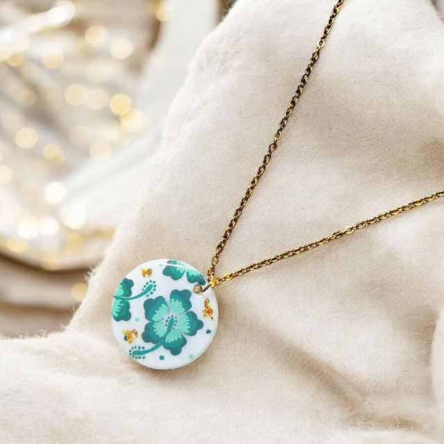 Collier dessiné Flora acier inoxydable bleu turquoise nacre