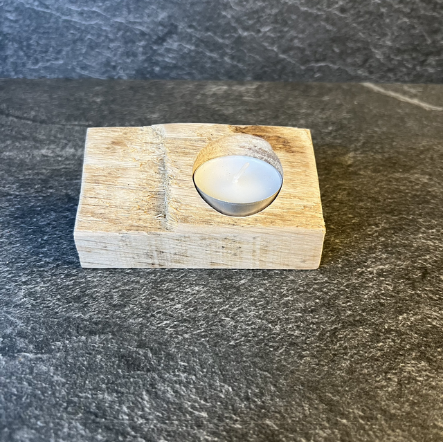 Teelichthalter mit Baumkante