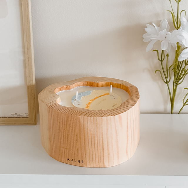 Bougie monoi vanillé avec pot en bois
