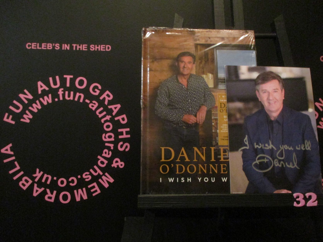 Daniel O'Donnell  - 'I Wish You Well' Album &amp; Dvd + Authentic Autographed Photograph (32)