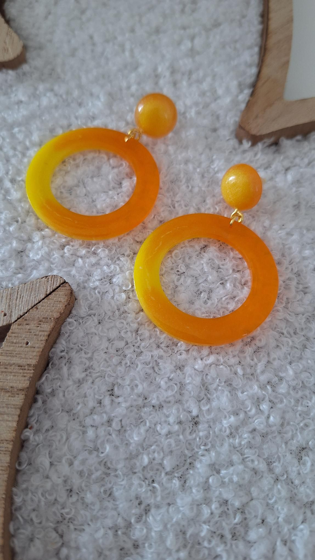 Boucles oreilles ronds jaune et oranges