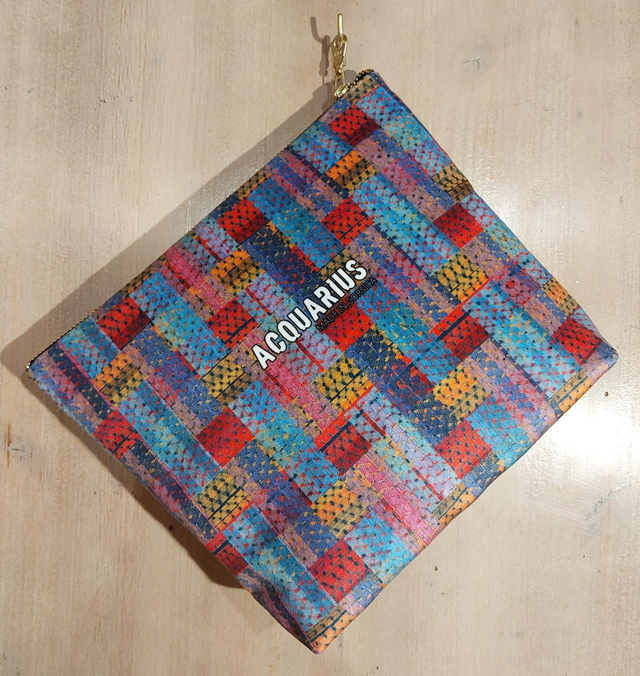 Madras Bleu. Pochette et trousse en velours.