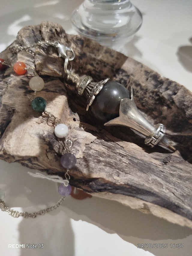 ⚫ Pendule en Onyx Noir – Chaîne 7 Chakras