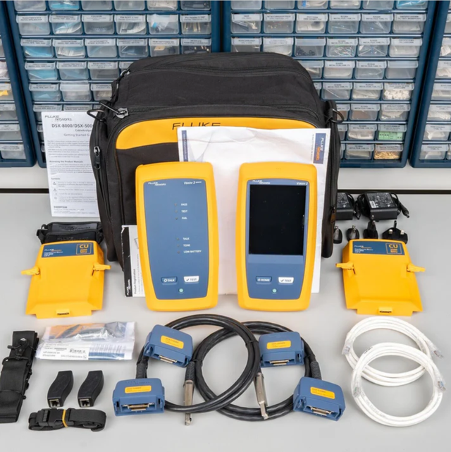 Fluke Versiv 2 DSX2-8000 2Ghz CableAnalyzer Cat8 Cat6a Cable Certifier DSX-8000