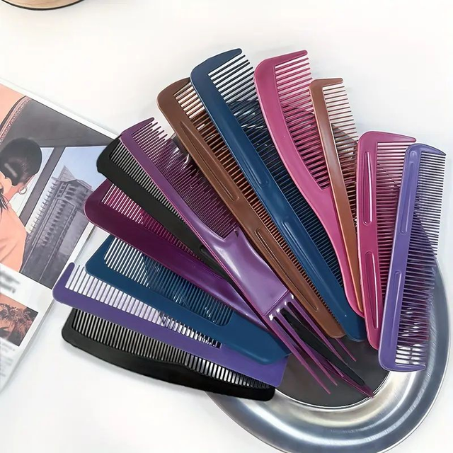 12 peignes de coiffure