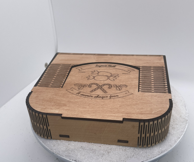 Boîte à chocolats en bois