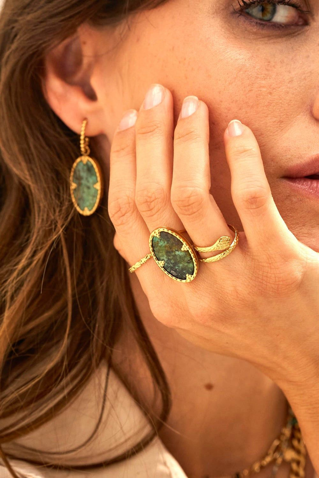 Bague ovale, pierre Agate verte