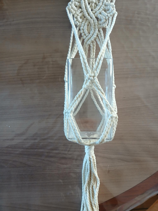 Support en macramé plante ou bouteille