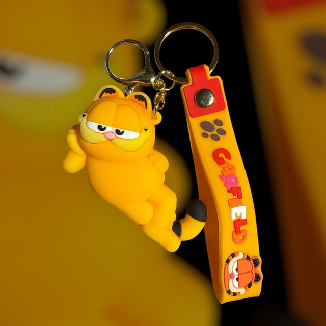 0565 - Garfield - Garfield Liggend