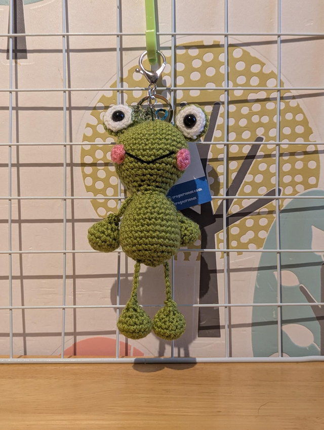 Dangly leg frog keyring