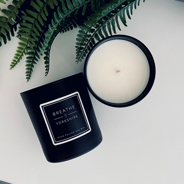 Rock Salt &amp; Driftwood Scented Candle 