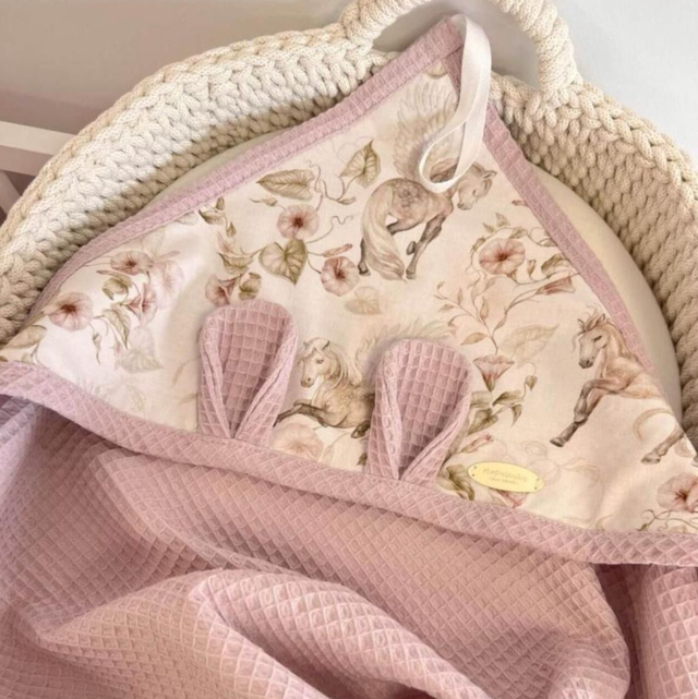 Motulinka Badetuch Waffeltuch „Rumaki" Pferdchen mit Flügeln rosa