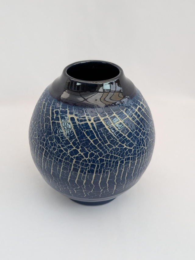 Large blue crackle moon jar