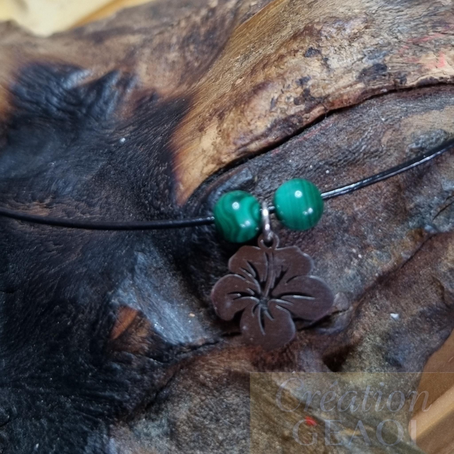 Collier hibiscus :Malachite